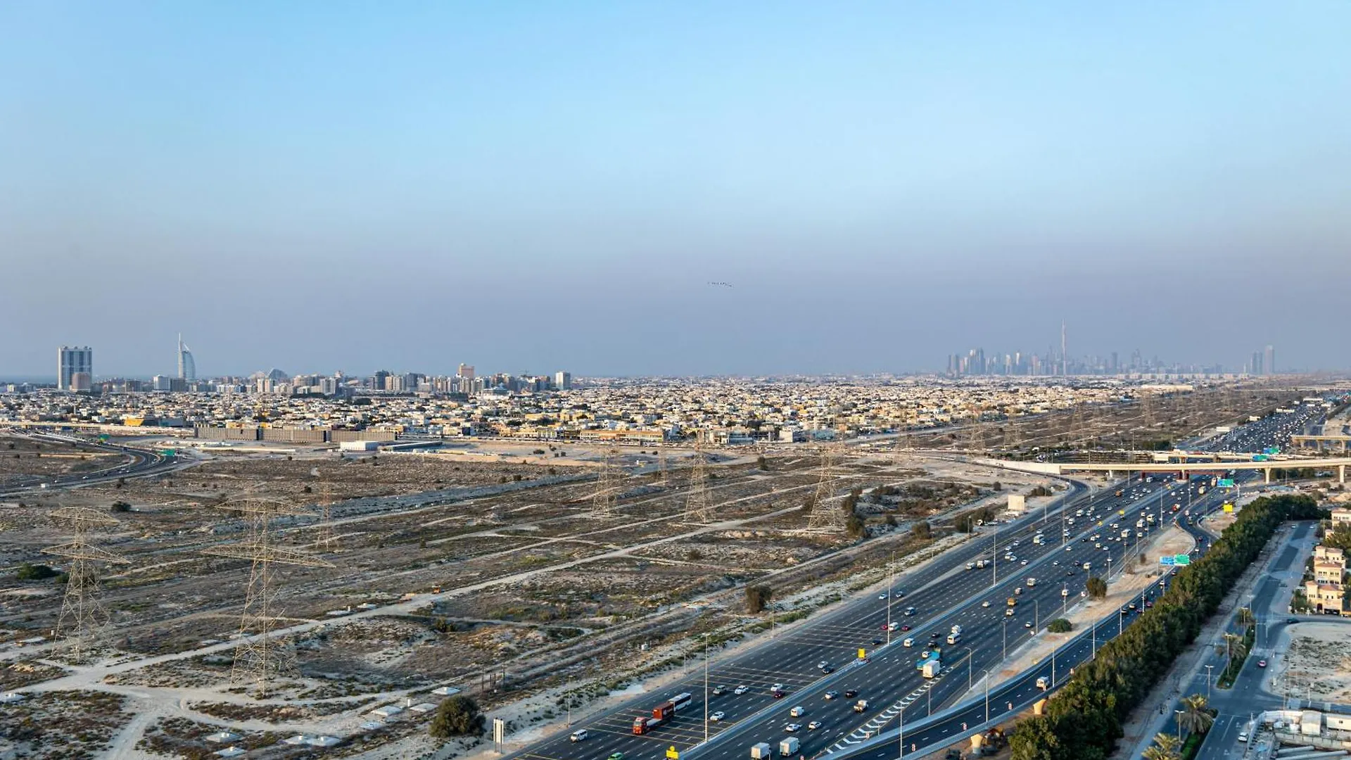 Superhost - Bright & Stylish 1-Bedroom In Bloom Tower, Jvc Dubai 0*,  United Arab Emirates