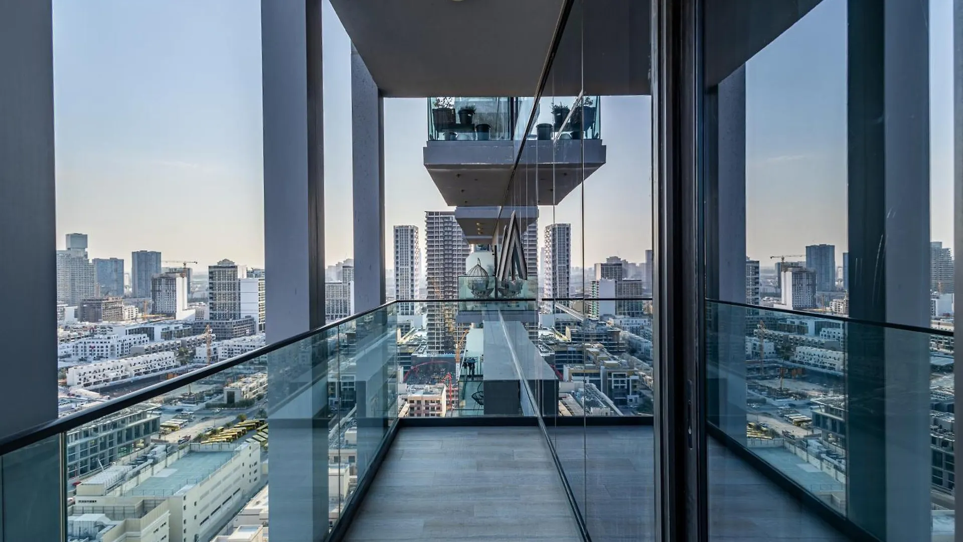 Superhost - Bright & Stylish 1-Bedroom In Bloom Tower, Jvc Dubai 0*,