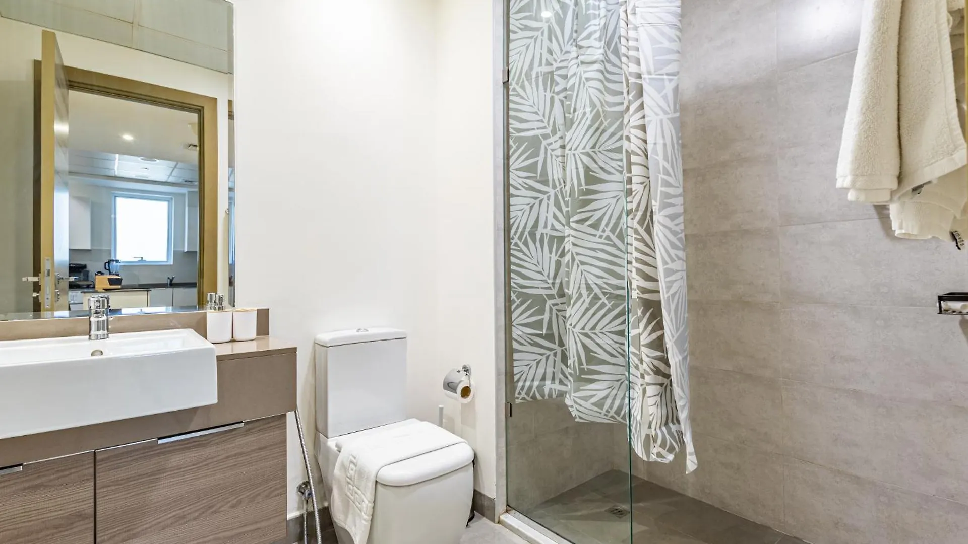 Apartment Superhost - Bright & Stylish 1-Bedroom In Bloom Tower, Jvc Dubai United Arab Emirates