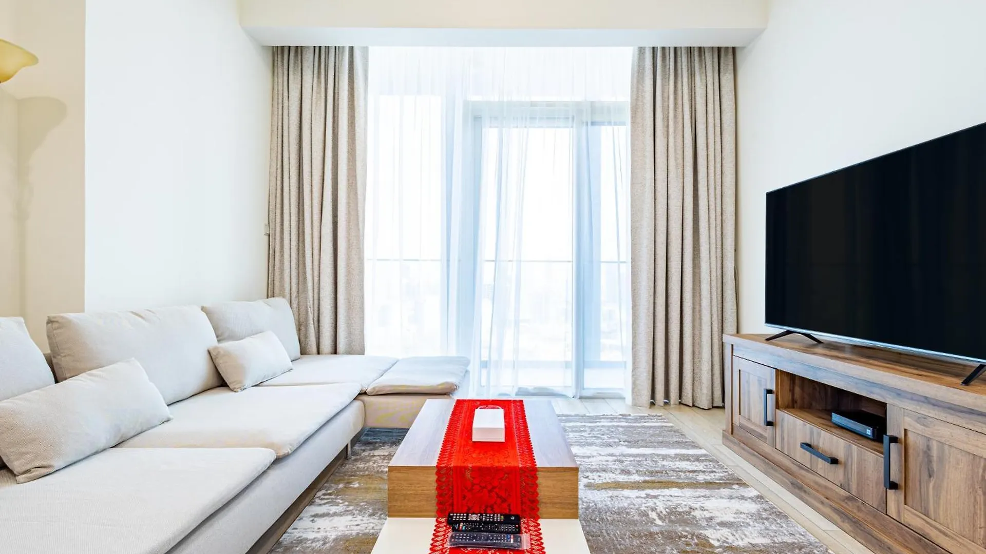 Superhost - Bright & Stylish 1-Bedroom In Bloom Tower, Jvc Dubai 0*,