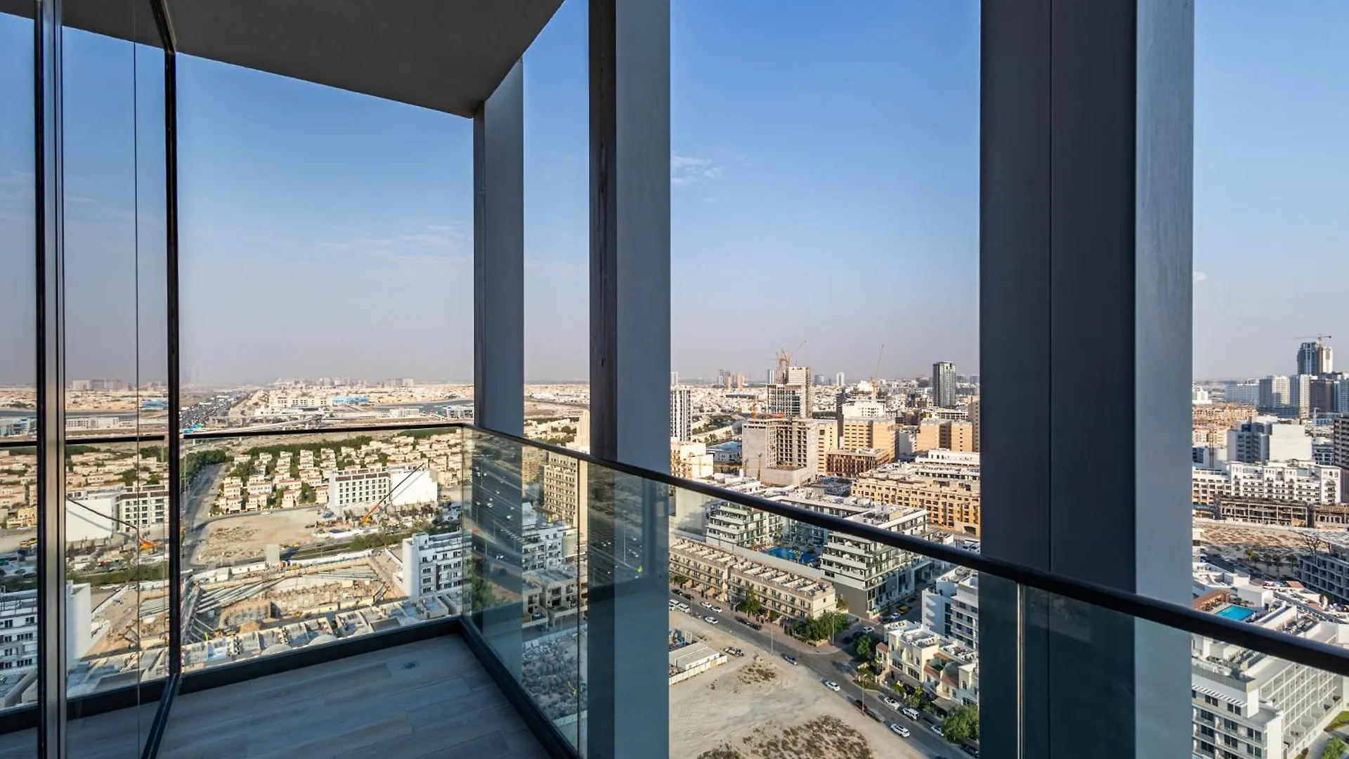 Superhost - Bright & Stylish 1-Bedroom In Bloom Tower, Jvc Dubai United Arab Emirates