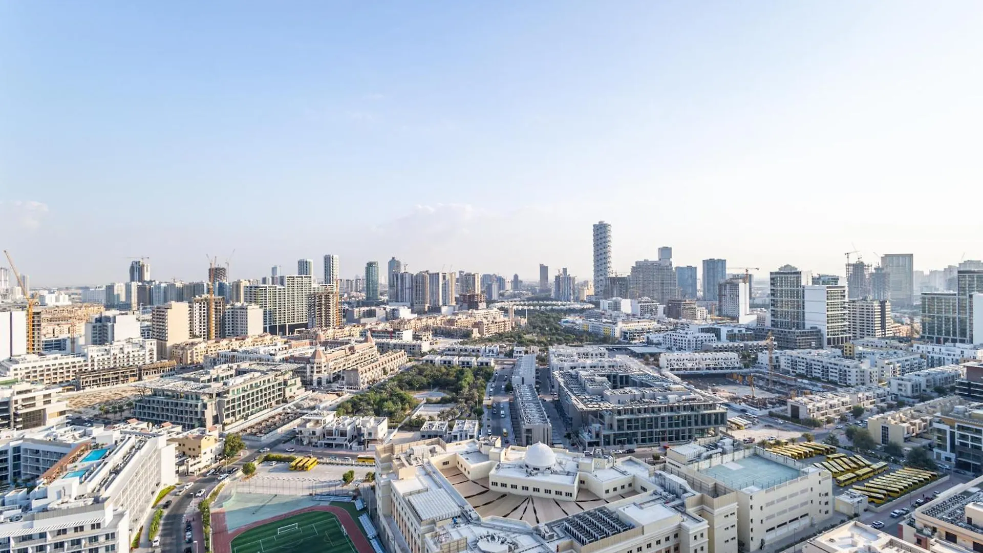 Superhost - Bright & Stylish 1-Bedroom In Bloom Tower, Jvc Dubai 0*,  United Arab Emirates
