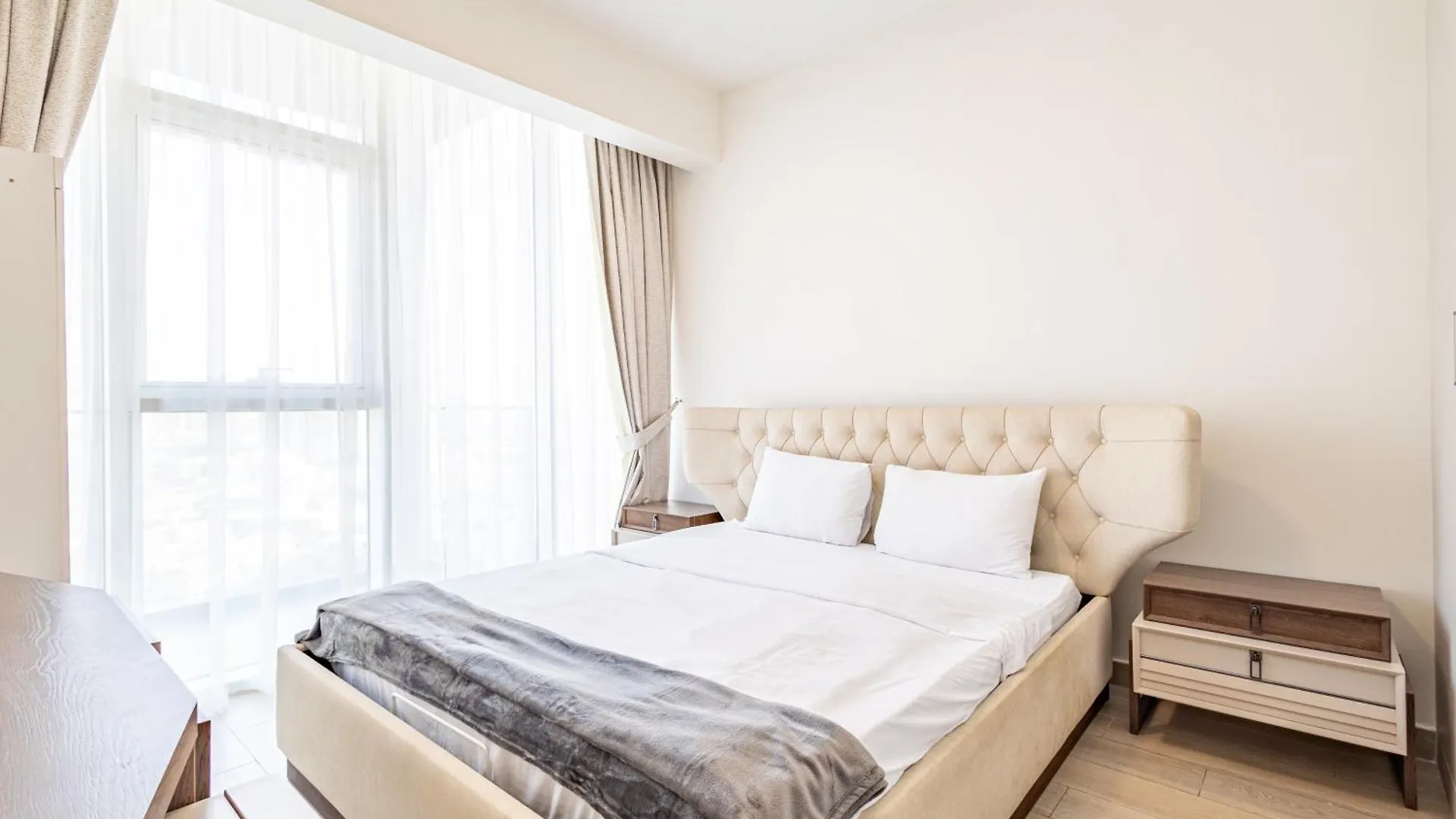 Superhost - Bright & Stylish 1-Bedroom In Bloom Tower, Jvc Dubai United Arab Emirates