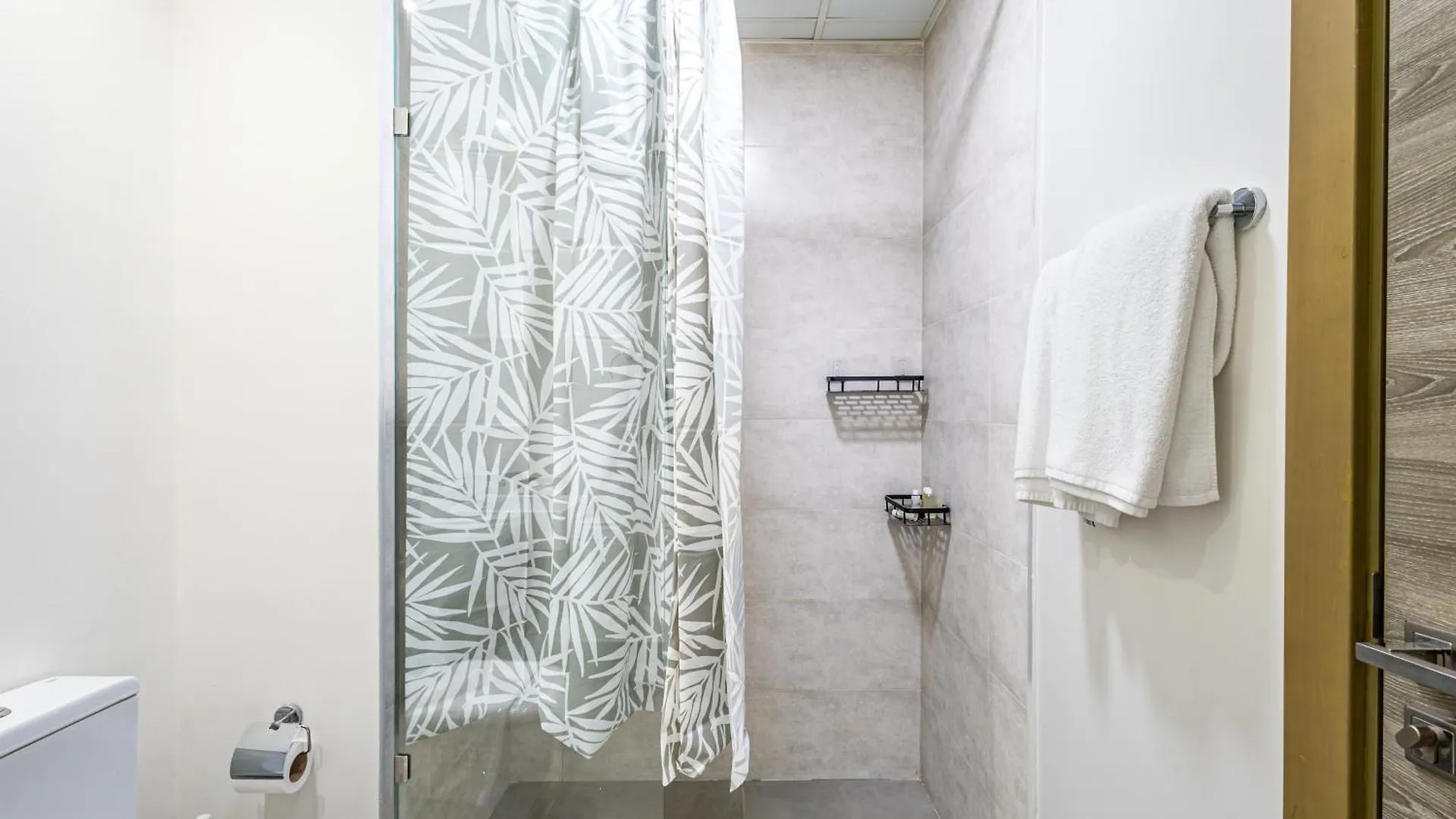 Superhost - Bright & Stylish 1-Bedroom In Bloom Tower, Jvc Dubai 0*,  United Arab Emirates