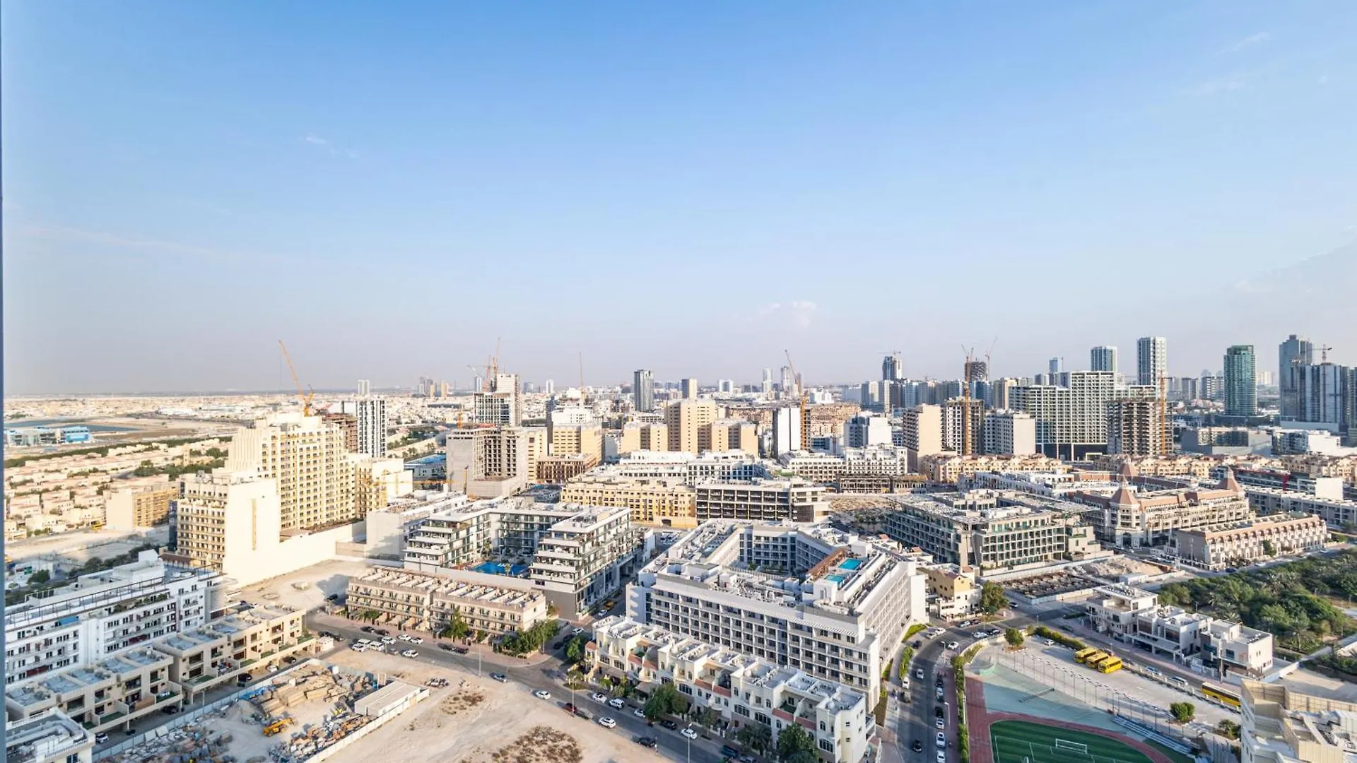 Apartment Superhost - Bright & Stylish 1-Bedroom In Bloom Tower, Jvc Dubai