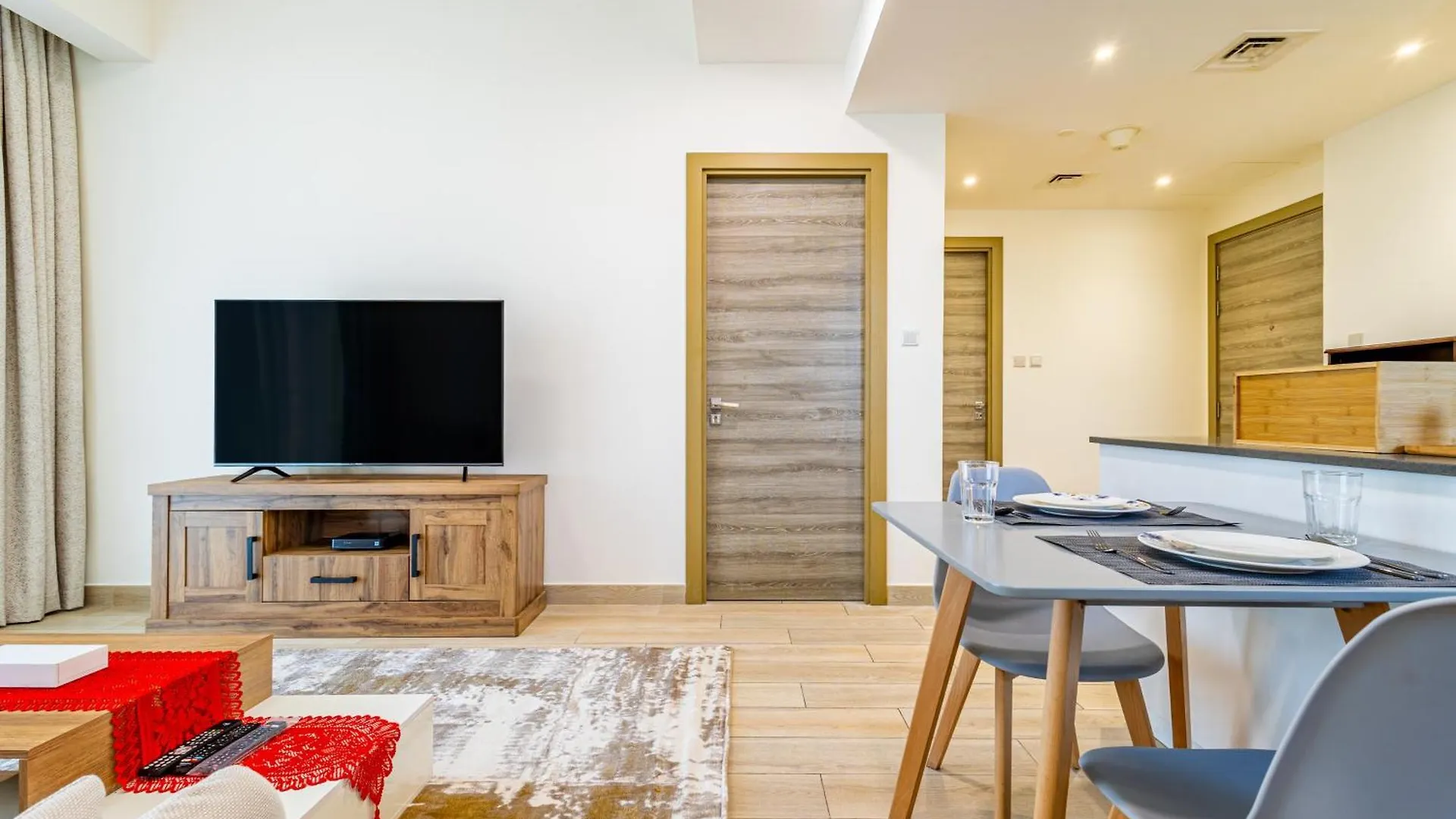 Apartment Superhost - Bright & Stylish 1-Bedroom In Bloom Tower, Jvc Dubai United Arab Emirates