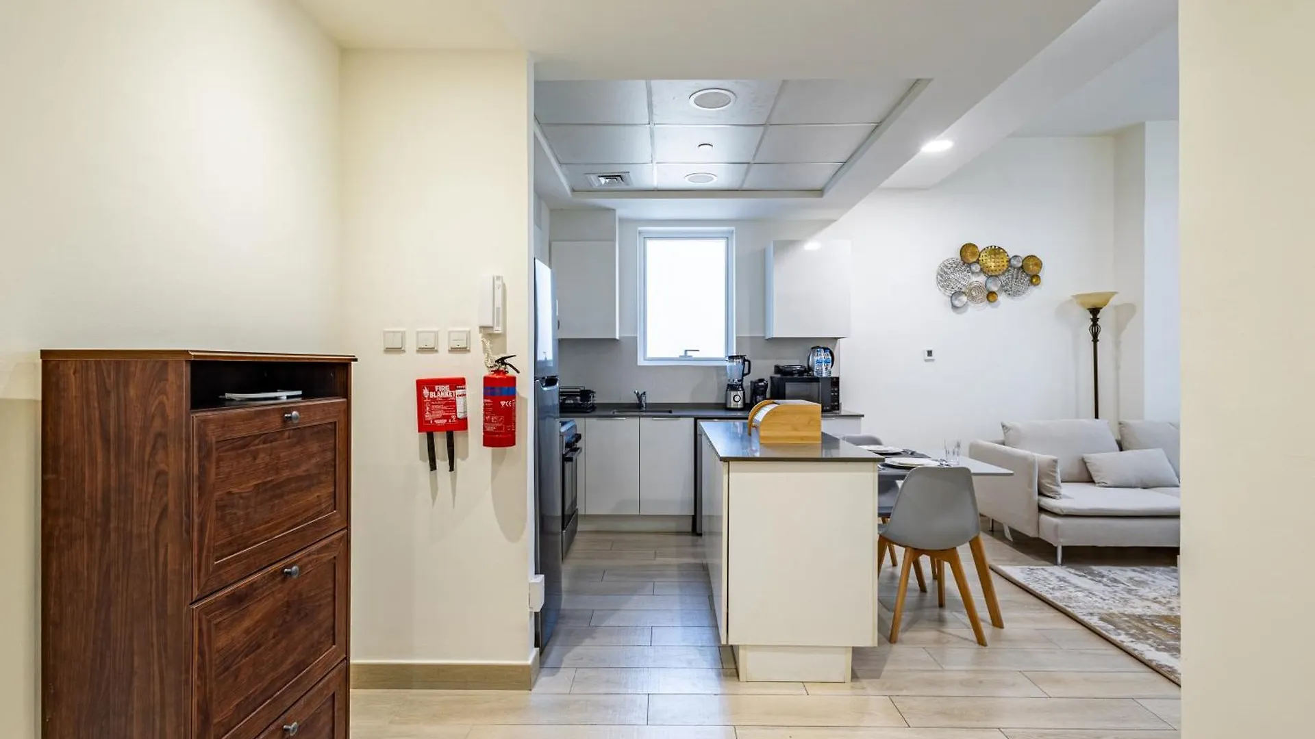 Superhost - Bright & Stylish 1-Bedroom In Bloom Tower, Jvc Dubai
